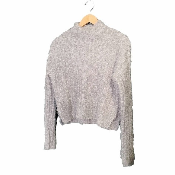 Candies Y2K Cropped Eyelash Sweater Light Gray Women’s Size Small Fluffy Cozy - Picture 4 of 9